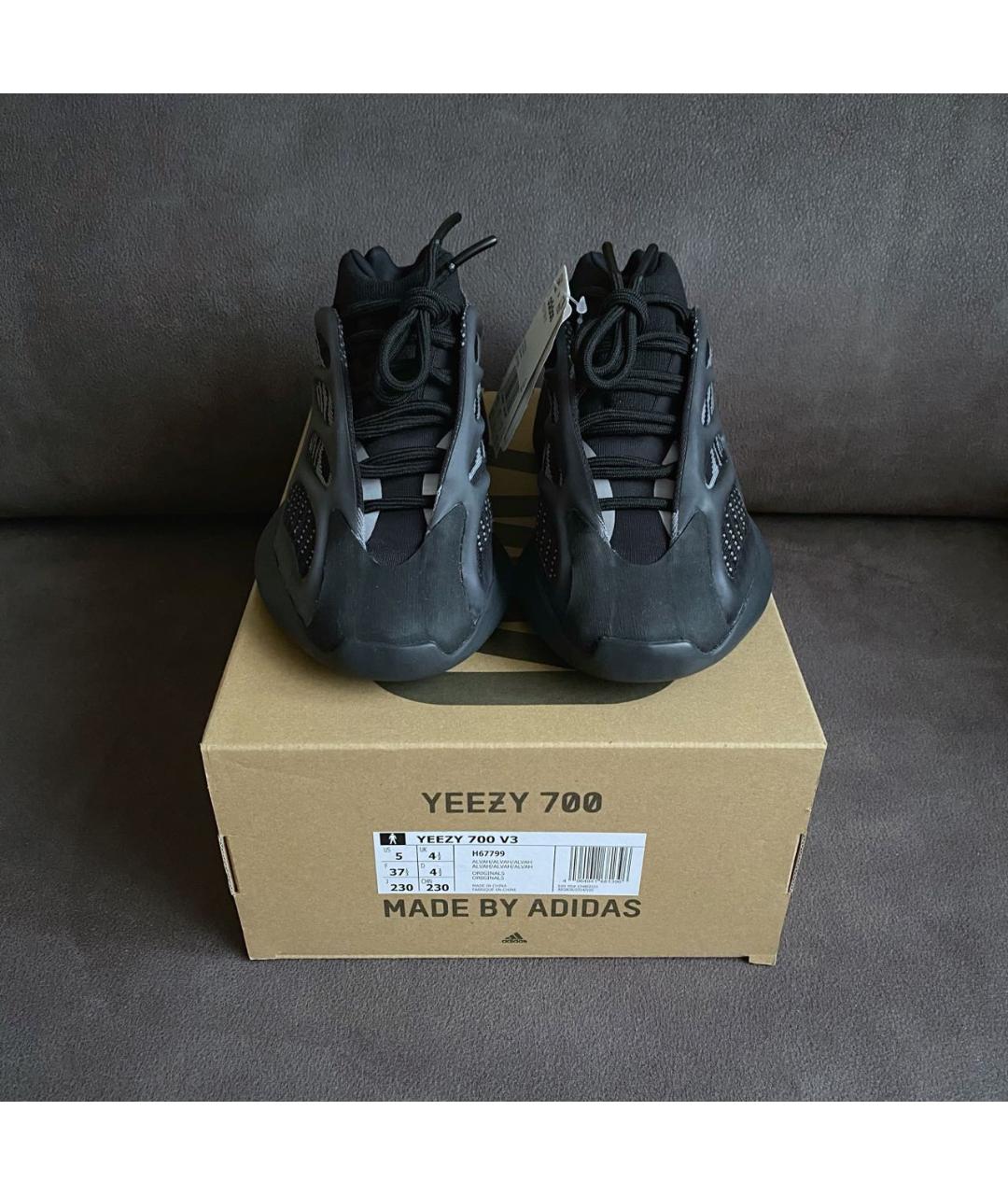 ADIDAS YEEZY Черные текстильные кроссовки, фото 2