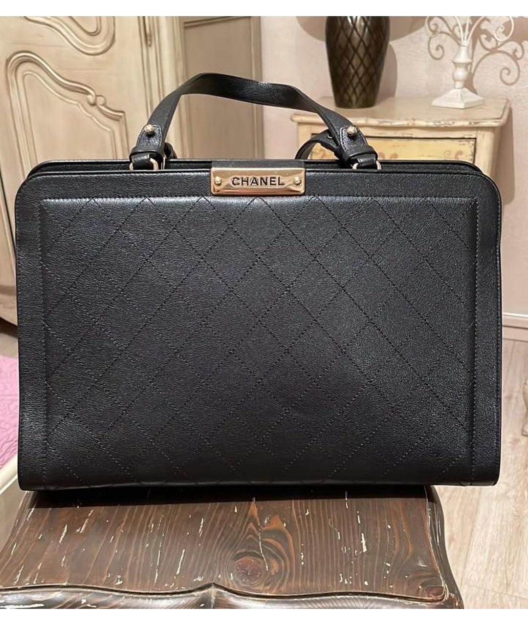 CHANEL PRE-OWNED Черная кожаная сумка через плечо, фото 9