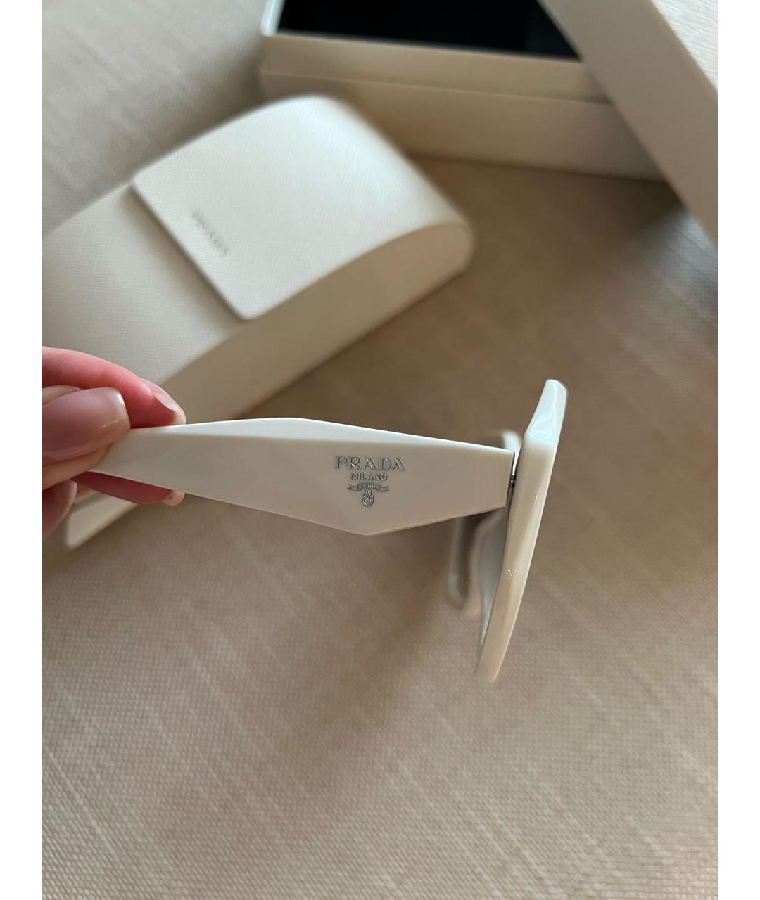 PRADA Белые пластиковые солнцезащитные очки, фото 2