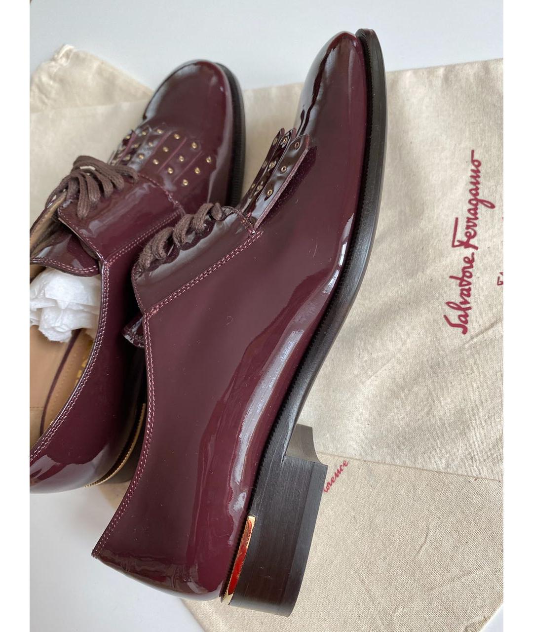 FERRAGAMO Бордовые ботинки из лакированной кожи, фото 9