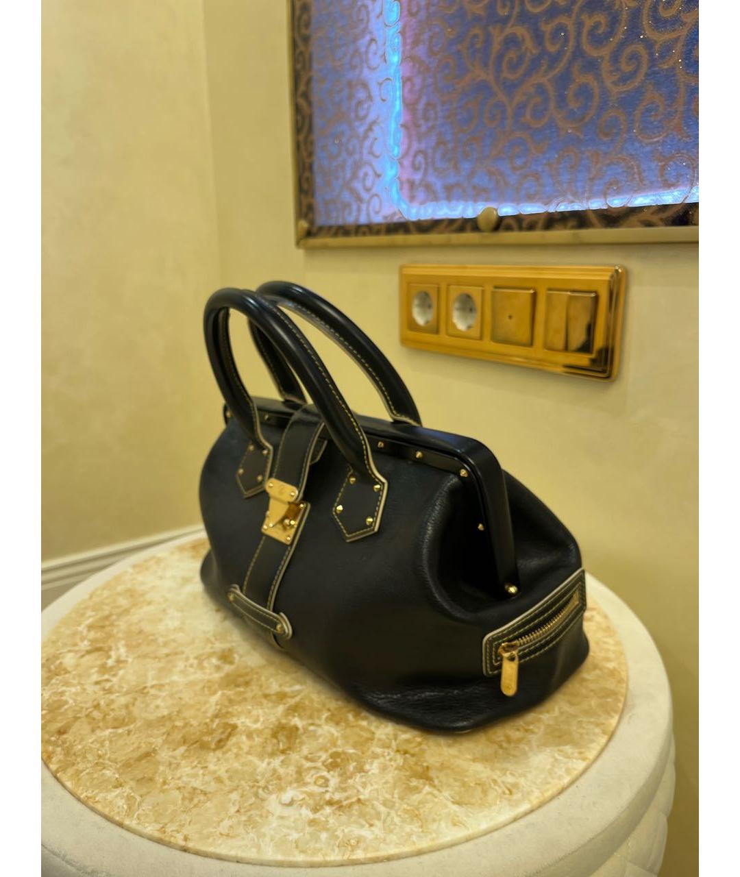 LOUIS VUITTON Черная кожаная сумка с короткими ручками, фото 2