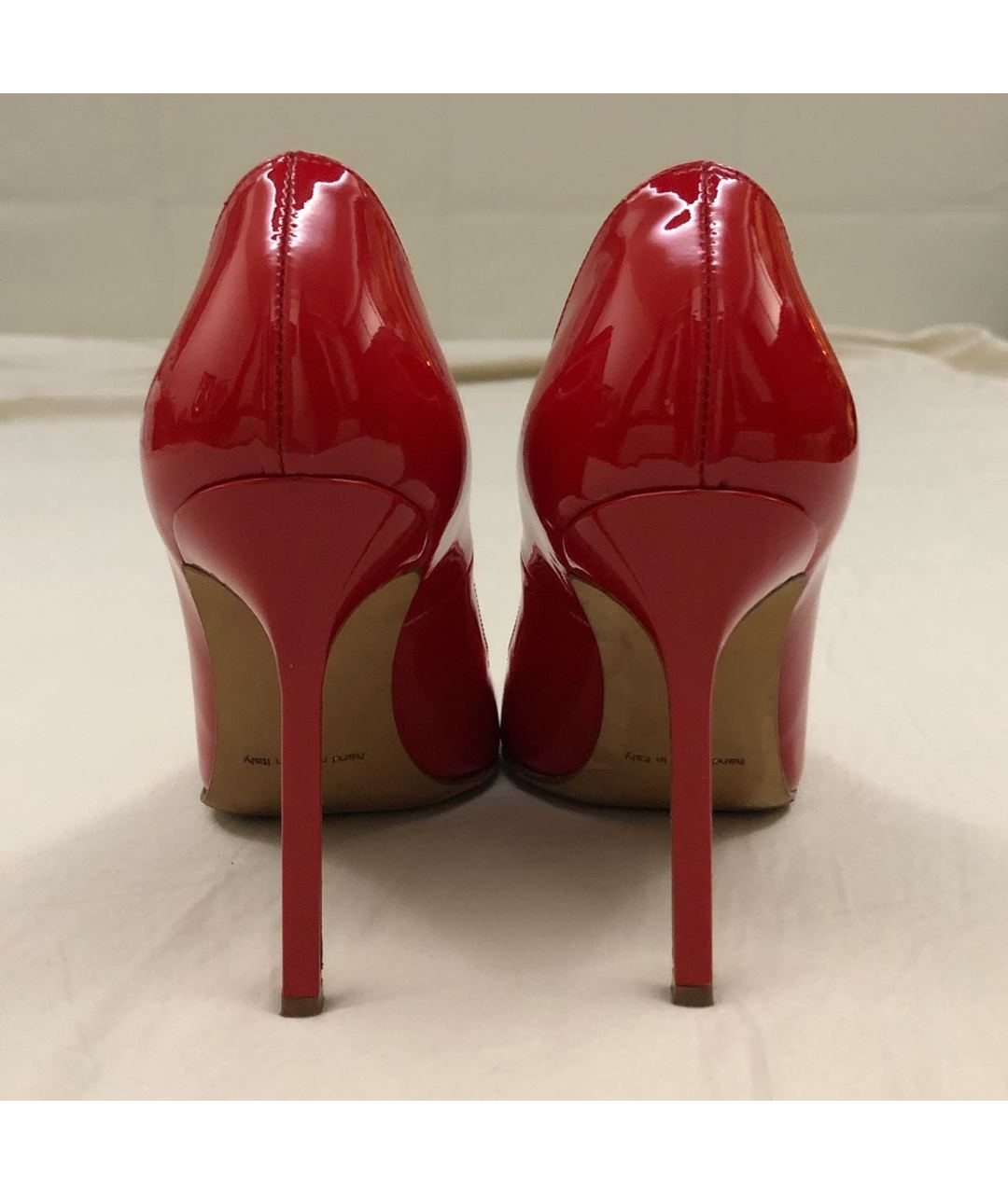 MANOLO BLAHNIK Красные туфли из лакированной кожи, фото 4