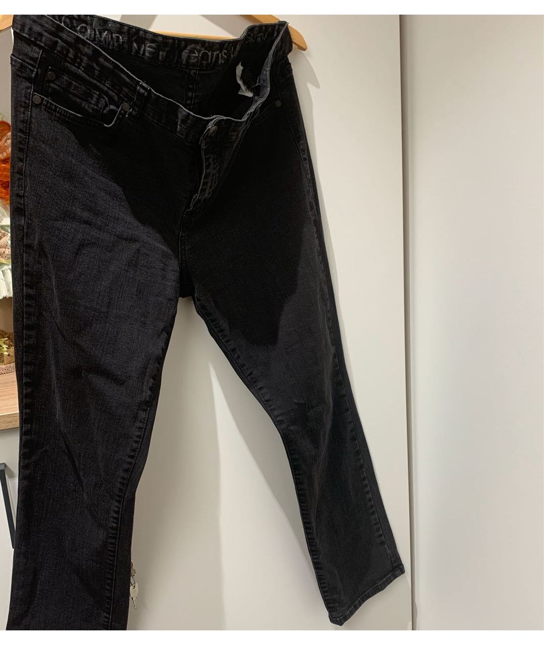 CALVIN KLEIN Антрацитовые хлопко-эластановые прямые джинсы, фото 6