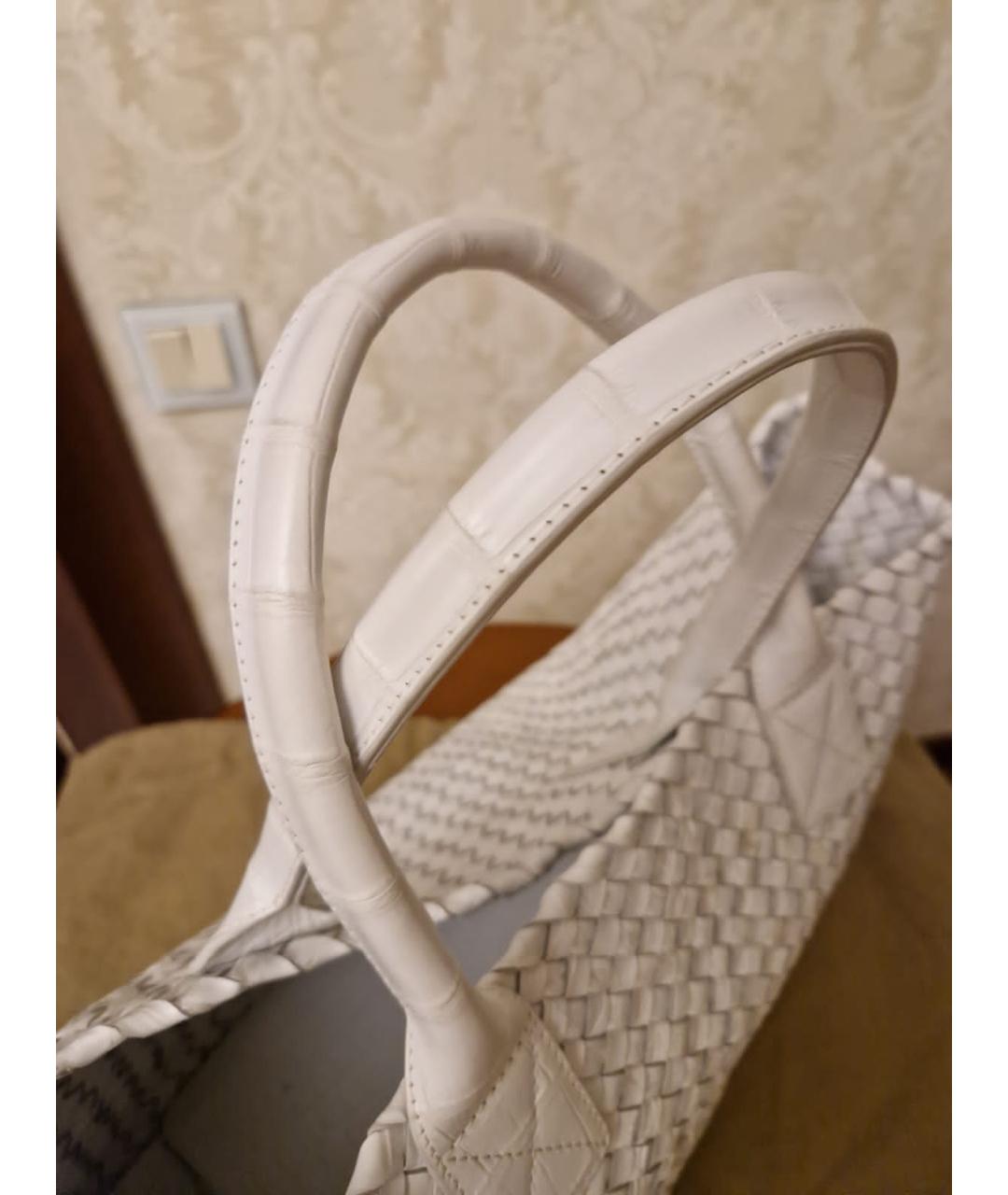 BOTTEGA VENETA Белая сумка тоут из экзотической кожи, фото 5