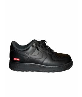 

Низкие кроссовки / кеды NIKE