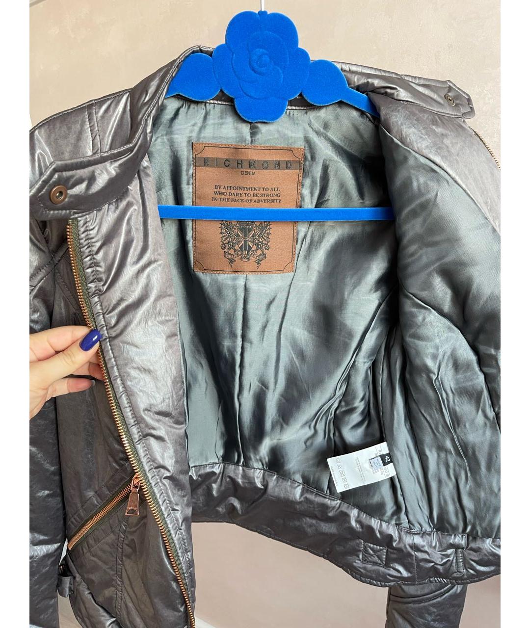 JOHN RICHMOND Серебряная полиэстеровая куртка, фото 3
