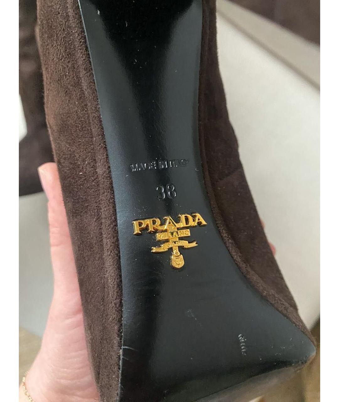 PRADA Коричневые замшевые ботинки, фото 4