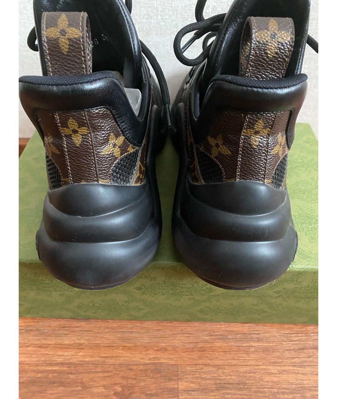 LOUIS VUITTON PRE-OWNED Коричневые кожаные кроссовки, фото 4