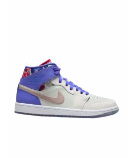 

Кроссовки NIKE