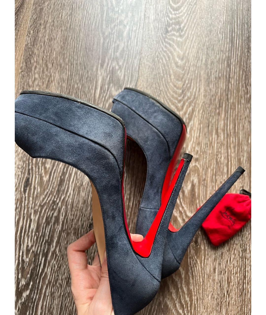 CHRISTIAN LOUBOUTIN Темно-синие замшевые туфли, фото 6