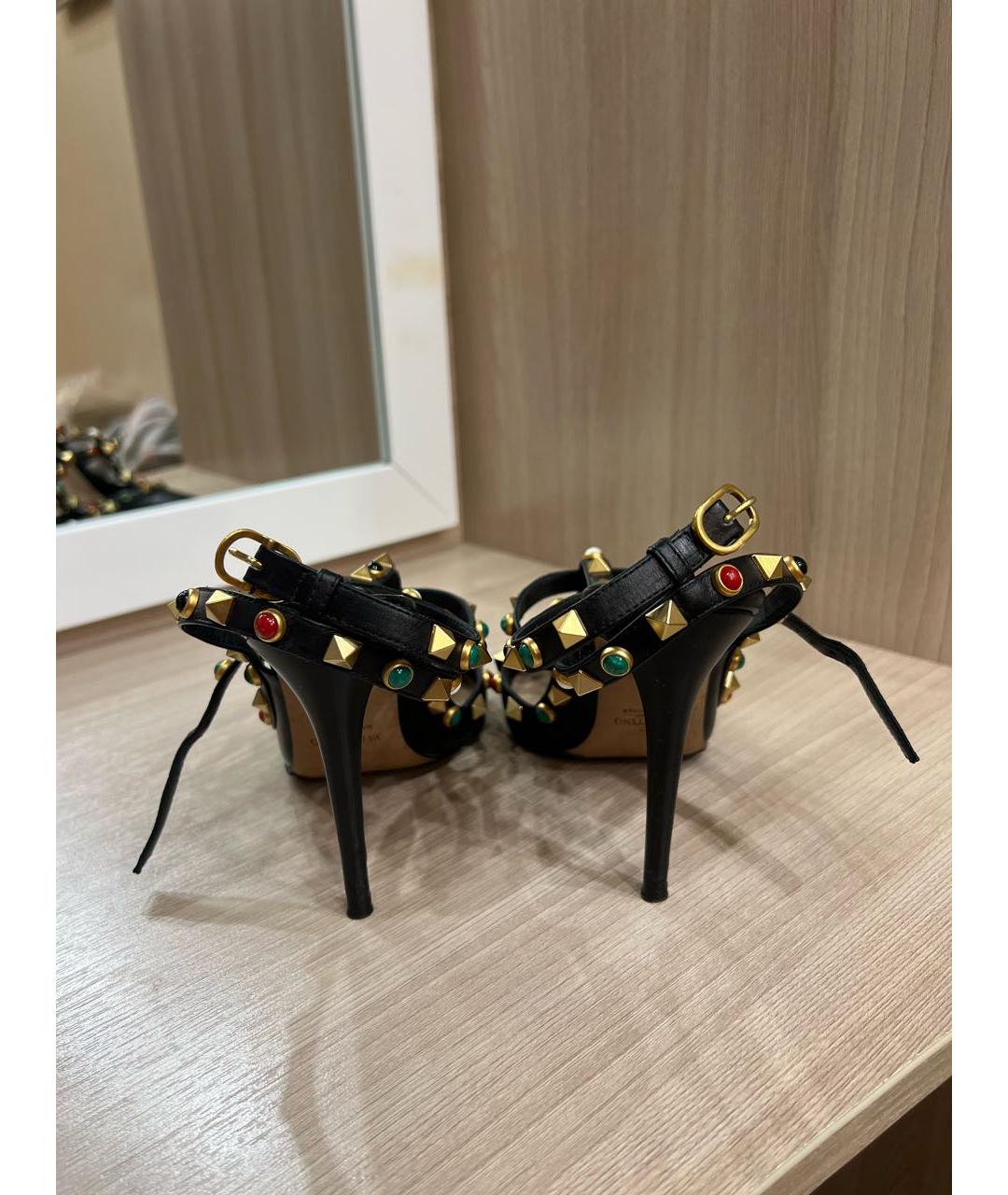 VALENTINO GARAVANI Черные кожаные босоножки, фото 4