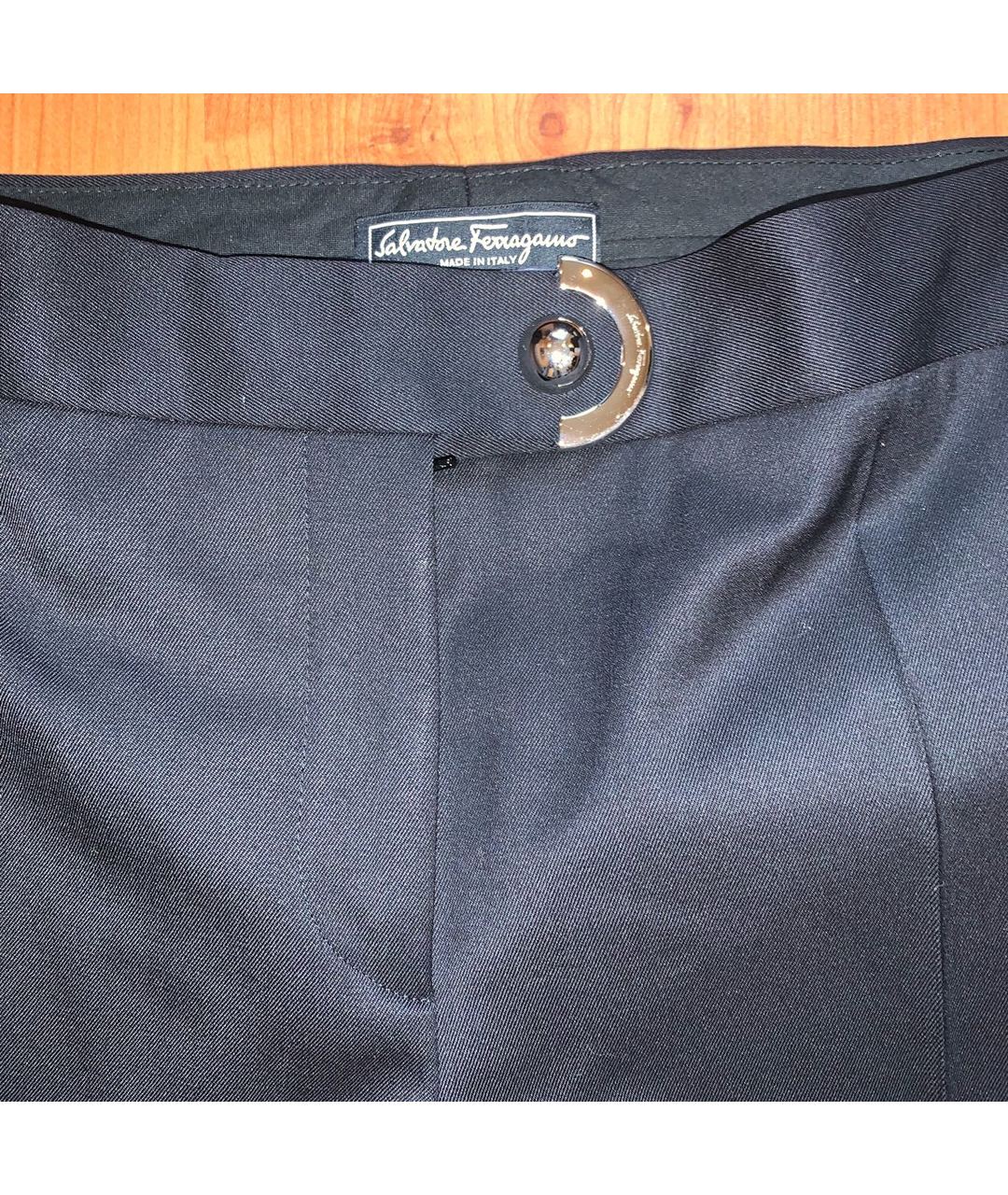 SALVATORE FERRAGAMO Черные шерстяные прямые брюки, фото 3