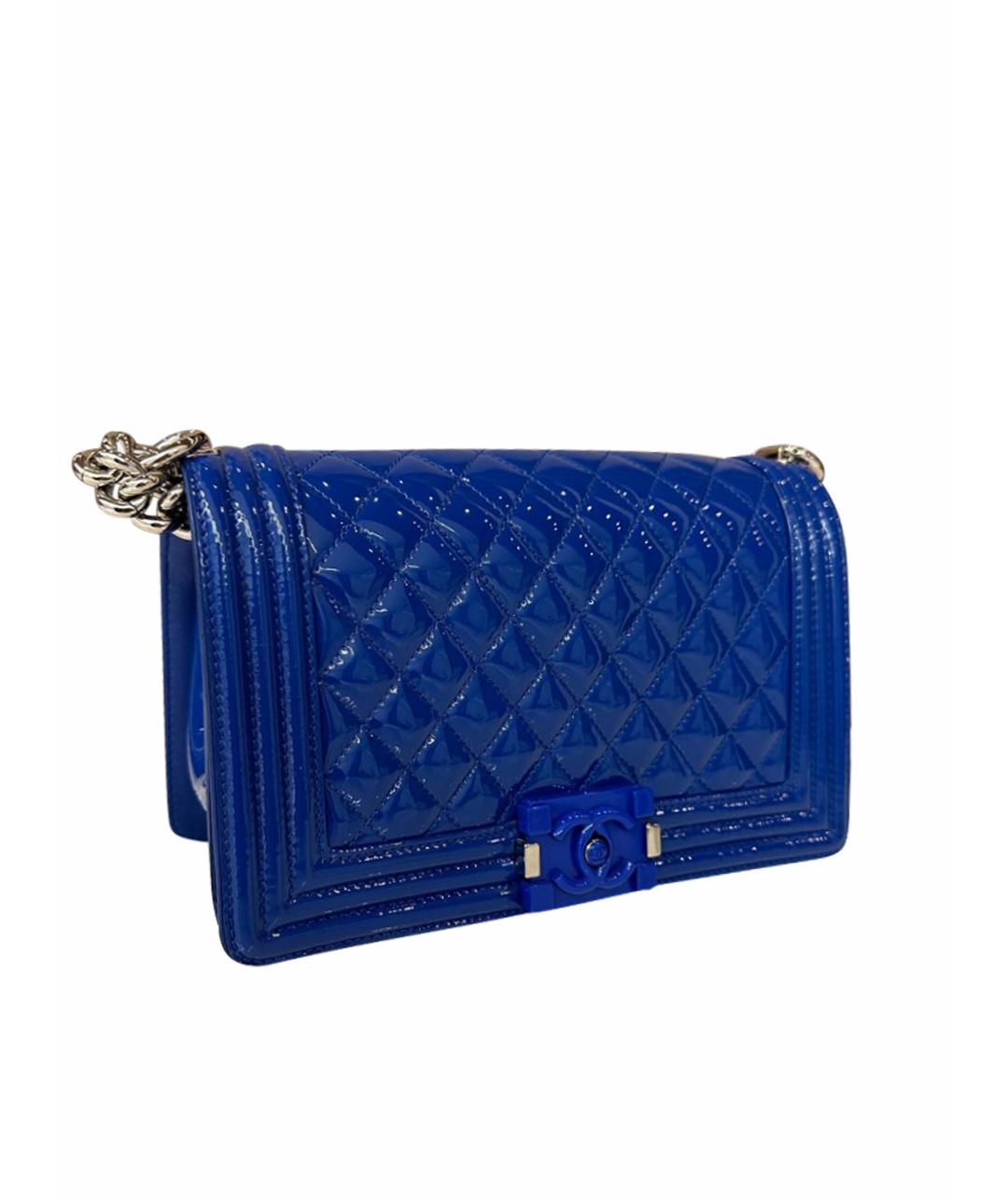 CHANEL Синяя сумка через плечо из лакированной кожи, фото 1