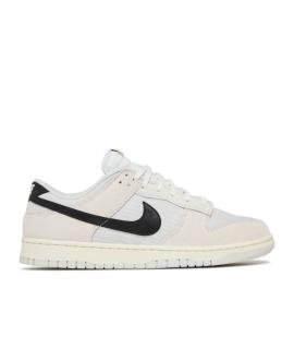 

Низкие кроссовки / кеды NIKE