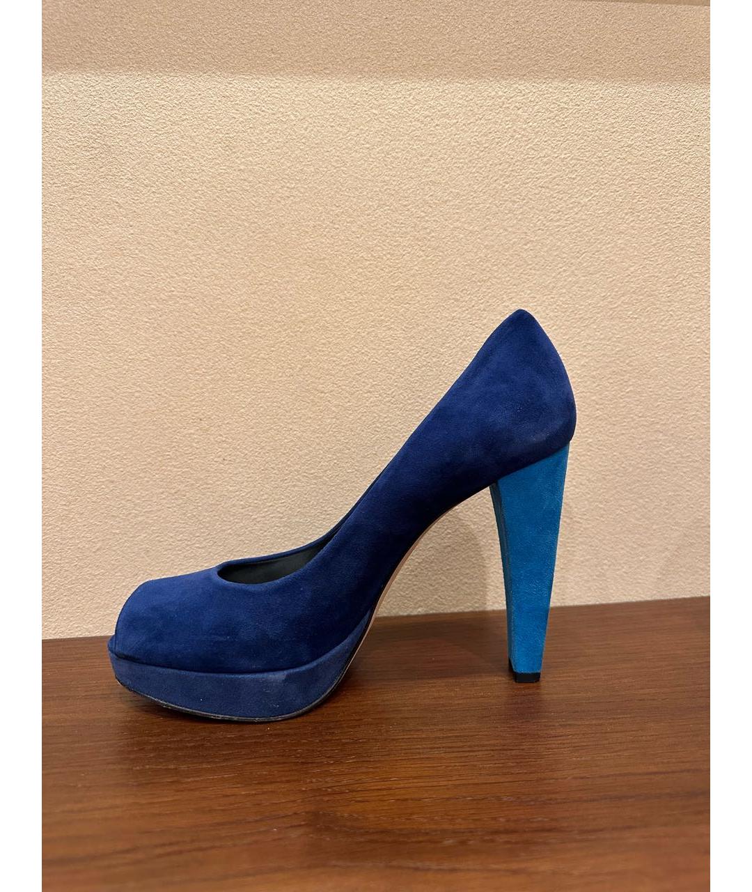 STUART WEITZMAN Темно-синие замшевые туфли, фото 4
