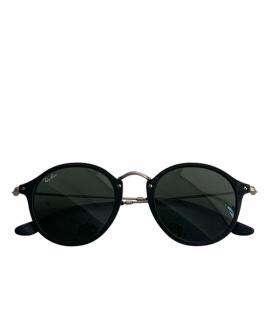 

Солнцезащитные очки RAY BAN