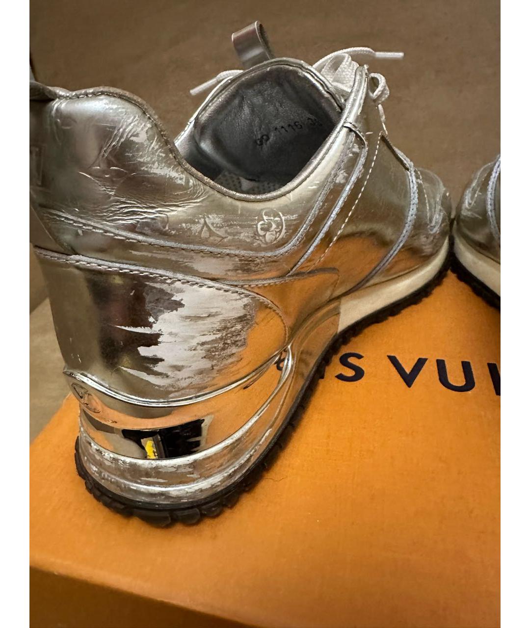 LOUIS VUITTON PRE-OWNED Серебряные кроссовки, фото 5
