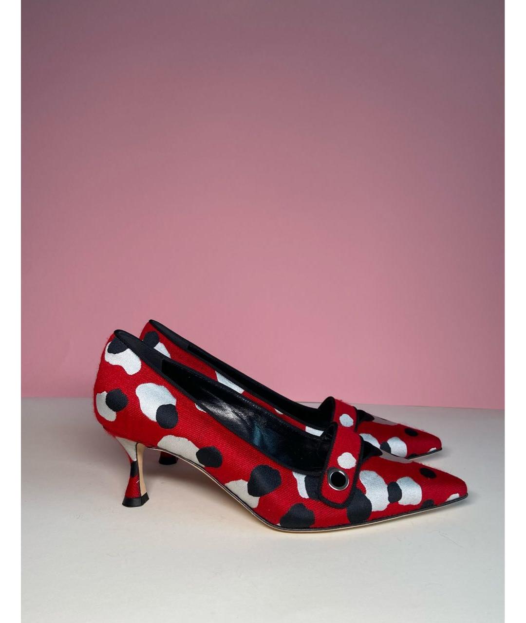MANOLO BLAHNIK Красные текстильные лодочки на низком каблуке, фото 5