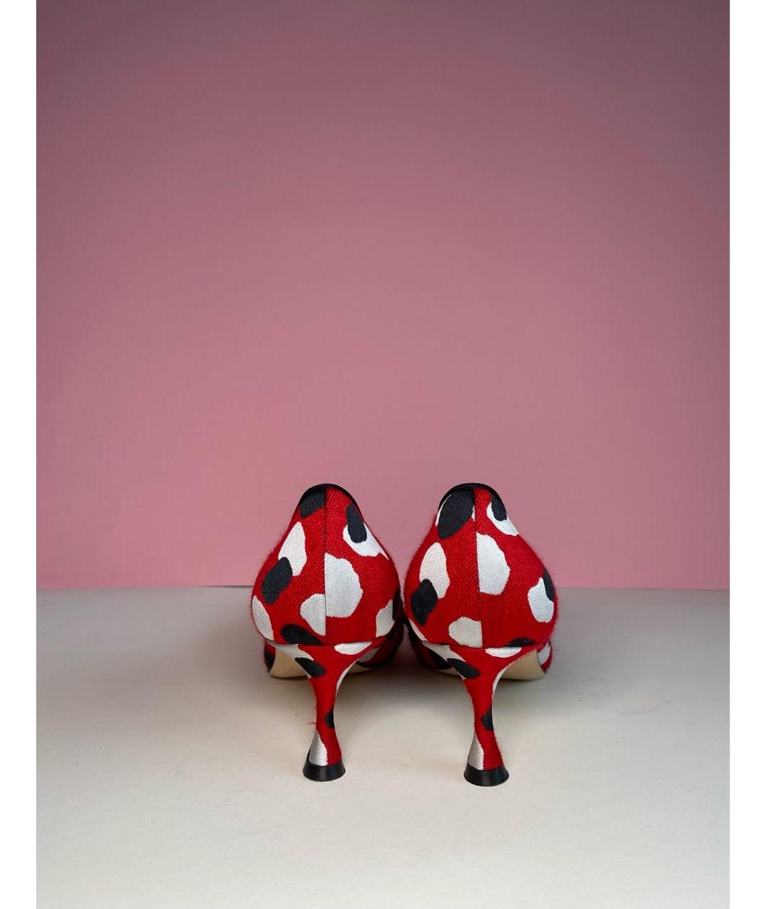 MANOLO BLAHNIK Красные текстильные лодочки на низком каблуке, фото 4