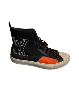 

Высокие кроссовки / кеды LOUIS VUITTON PRE-OWNED