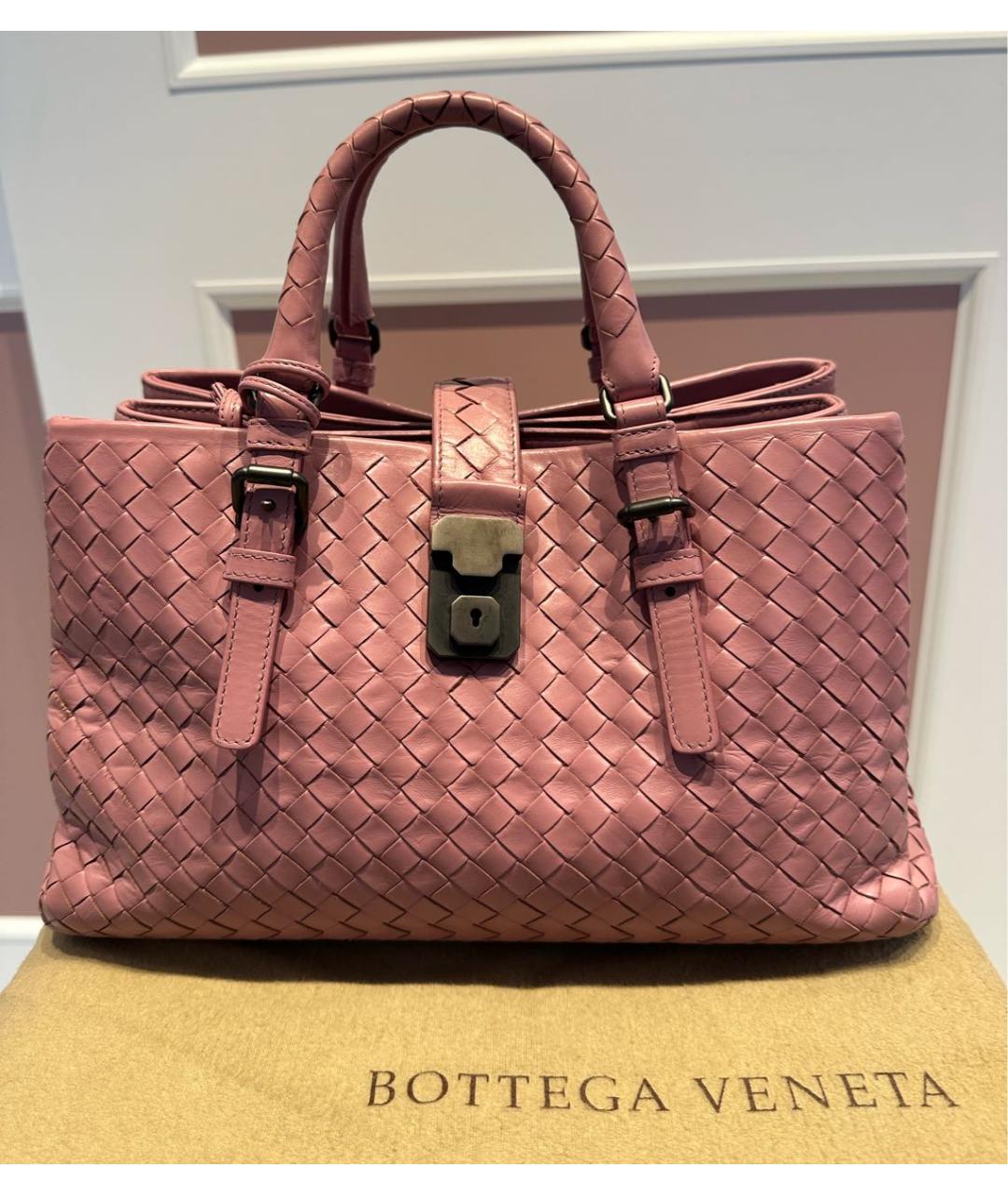 BOTTEGA VENETA Розовая кожаная сумка с короткими ручками, фото 9