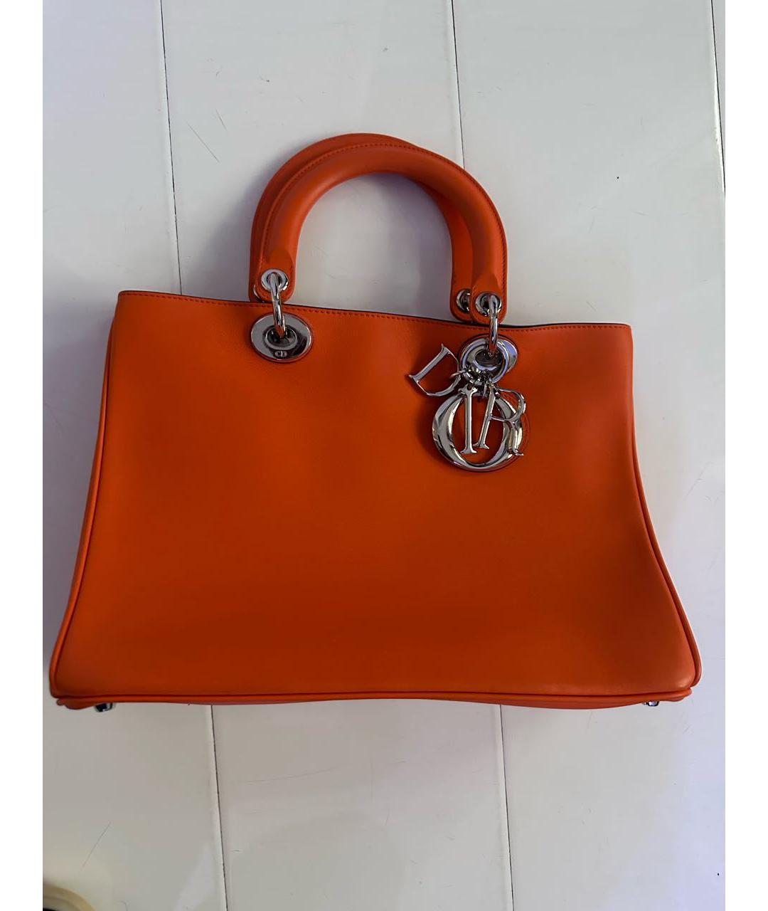 CHRISTIAN DIOR PRE-OWNED Оранжевая кожаная сумка с короткими ручками, фото 5