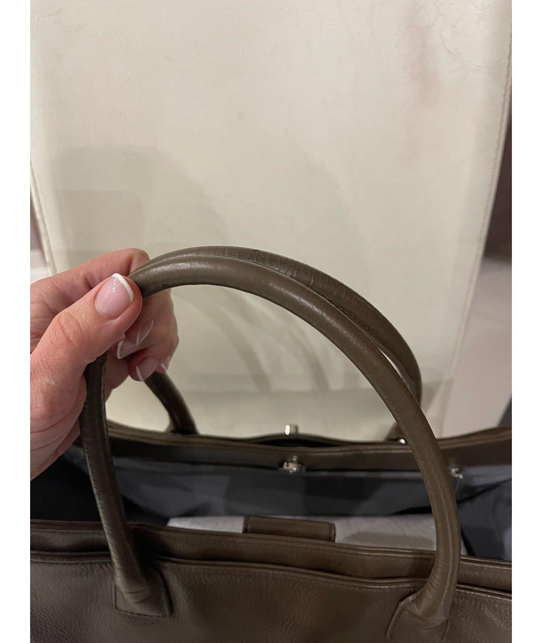 CHANEL PRE-OWNED Хаки кожаная сумка с короткими ручками, фото 4