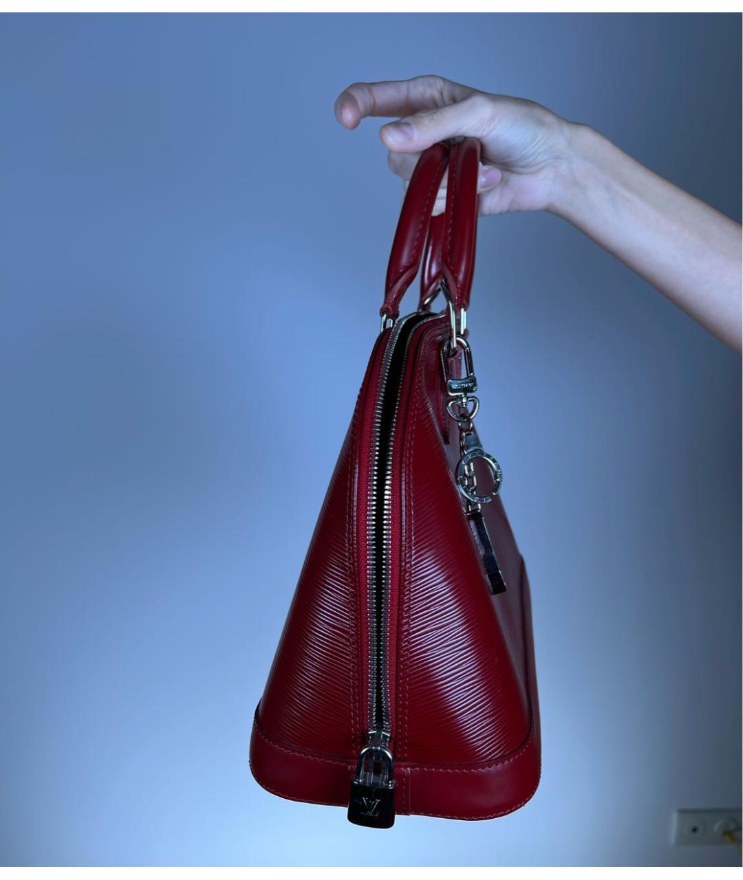 LOUIS VUITTON Красная кожаная сумка с короткими ручками, фото 2
