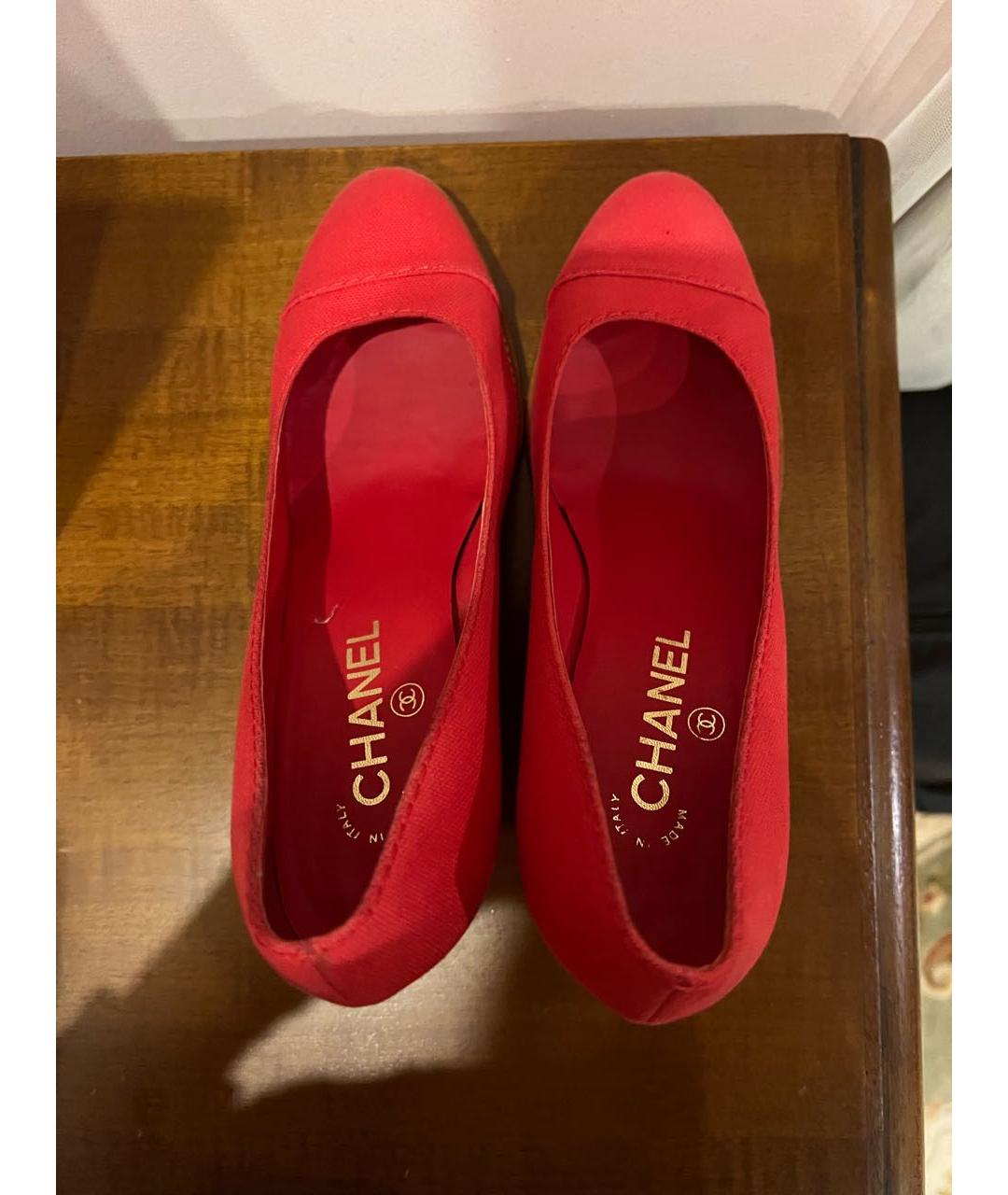 CHANEL PRE-OWNED Красные туфли, фото 3