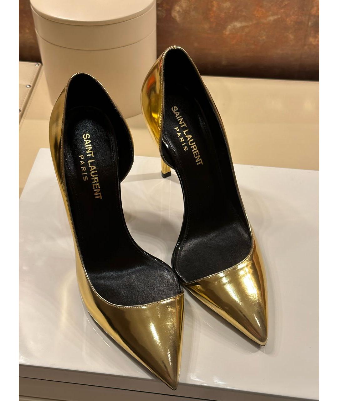 SAINT LAURENT Золотые туфли из лакированной кожи, фото 2