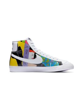 

Высокие кроссовки / кеды NIKE