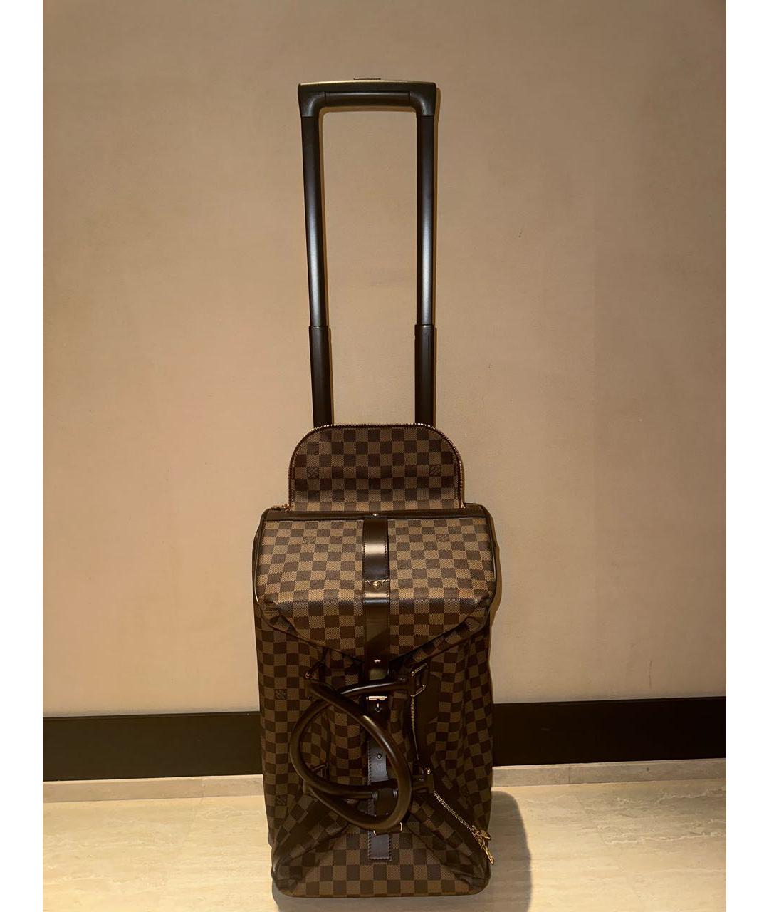 LOUIS VUITTON Коричневый кожаный чемодан, фото 9