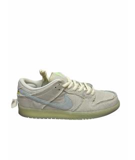 

Низкие кроссовки / кеды NIKE