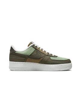 

Низкие кроссовки / кеды NIKE