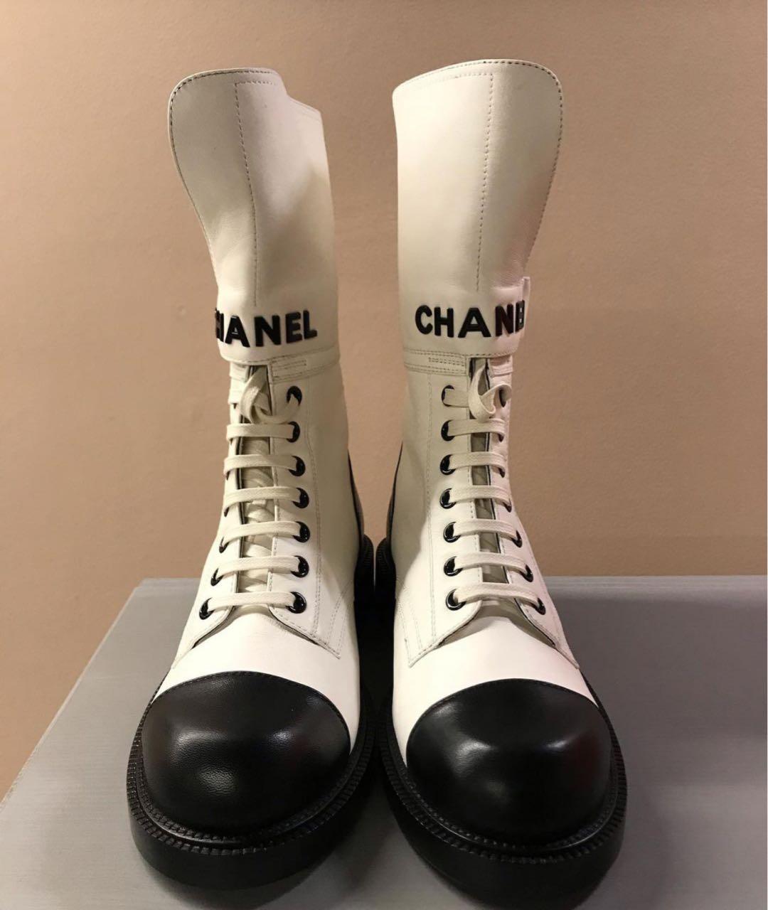 CHANEL Белые кожаные ботинки, фото 3