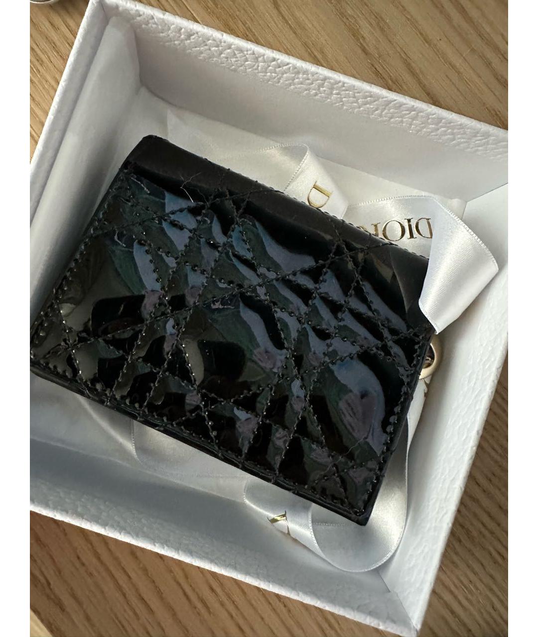CHRISTIAN DIOR PRE-OWNED Черный кошелек из лакированной кожи, фото 6