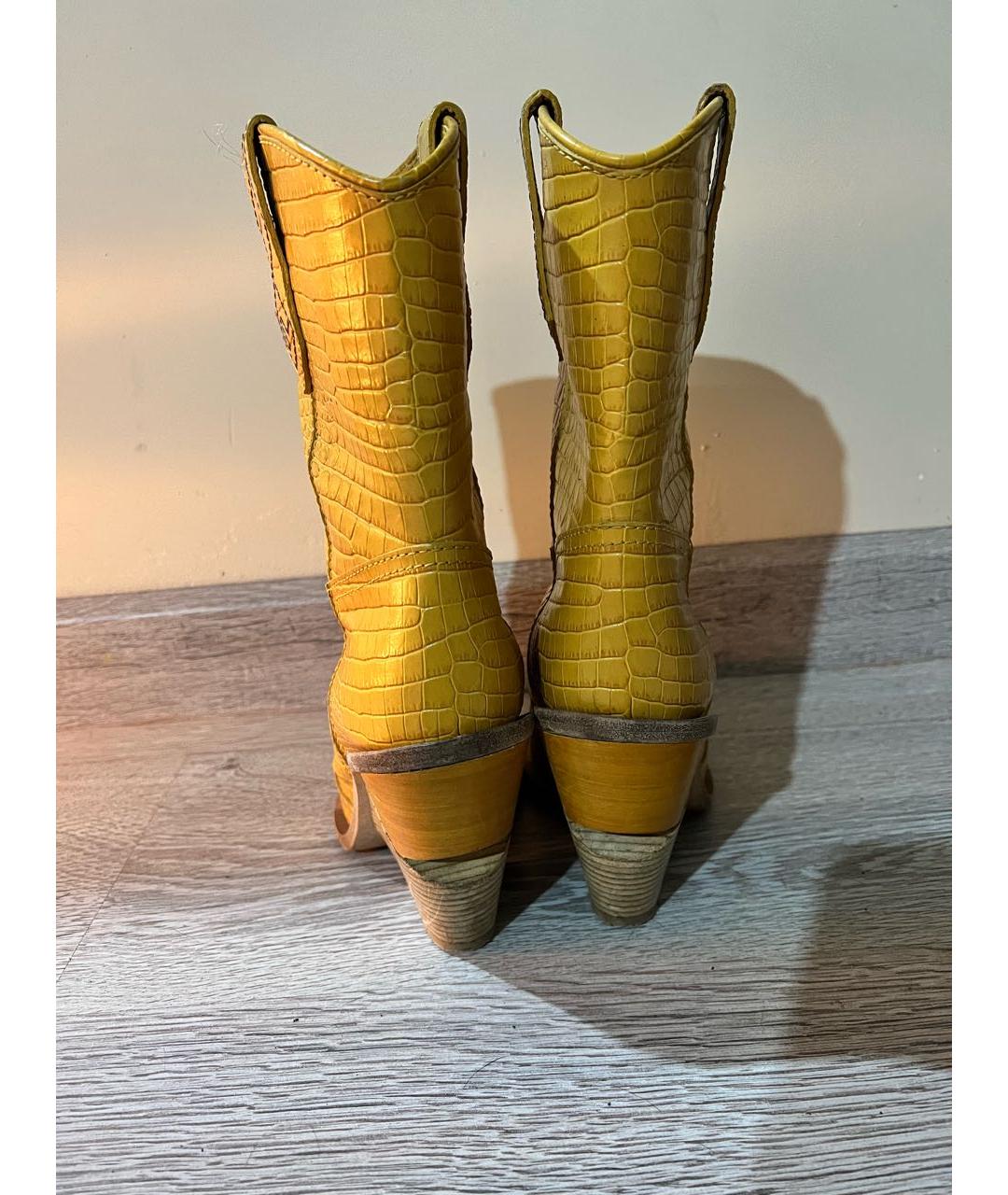 FENDI Желтые кожаные сапоги, фото 4