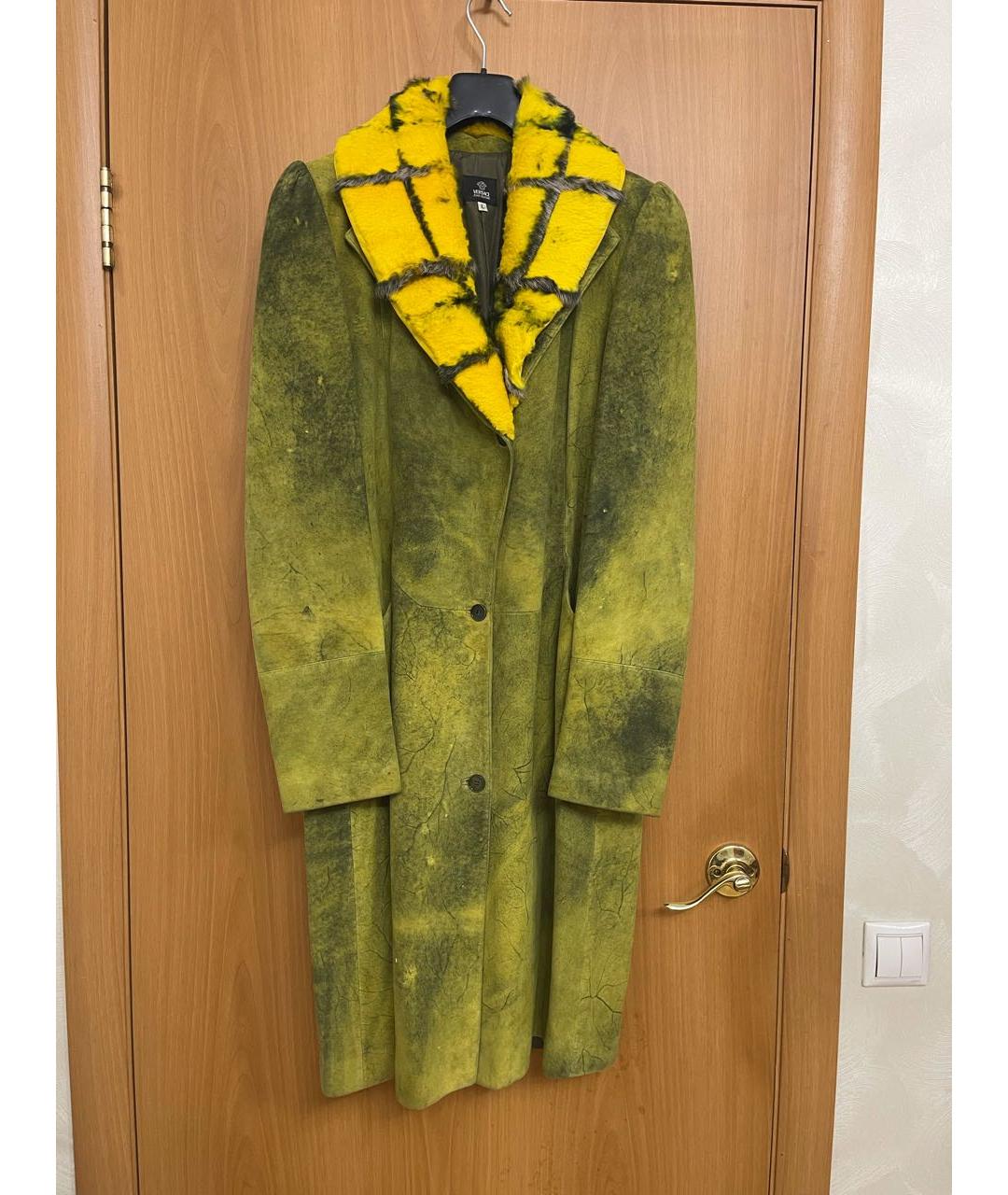 VERSACE JEANS COUTURE Зеленые замшевое пальто, фото 5