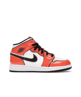 

Высокие кроссовки / кеды JORDAN