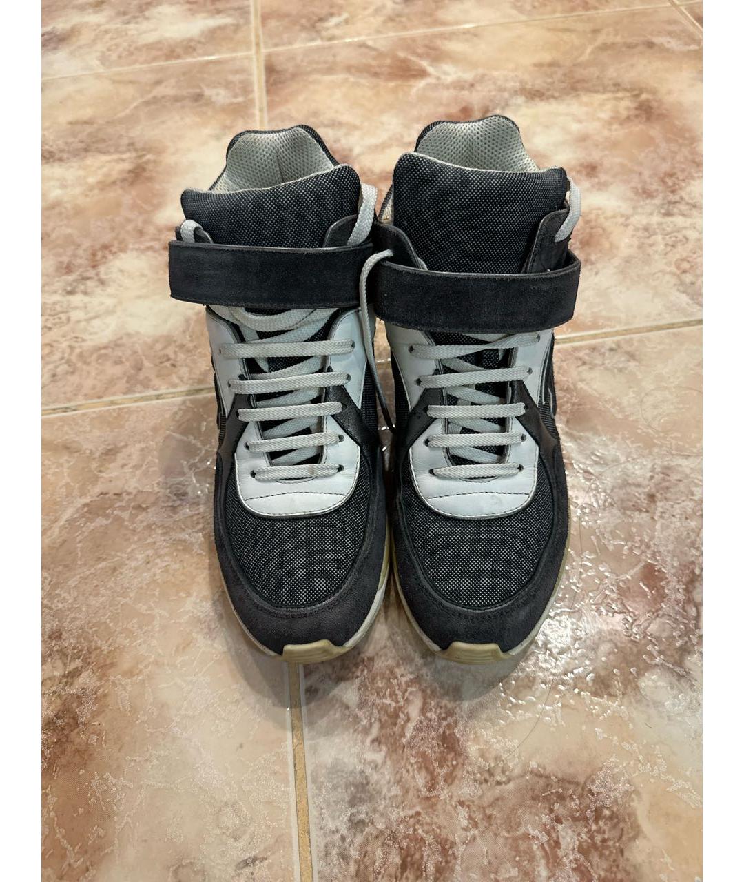 CHANEL PRE-OWNED Серые замшевые кроссовки, фото 2