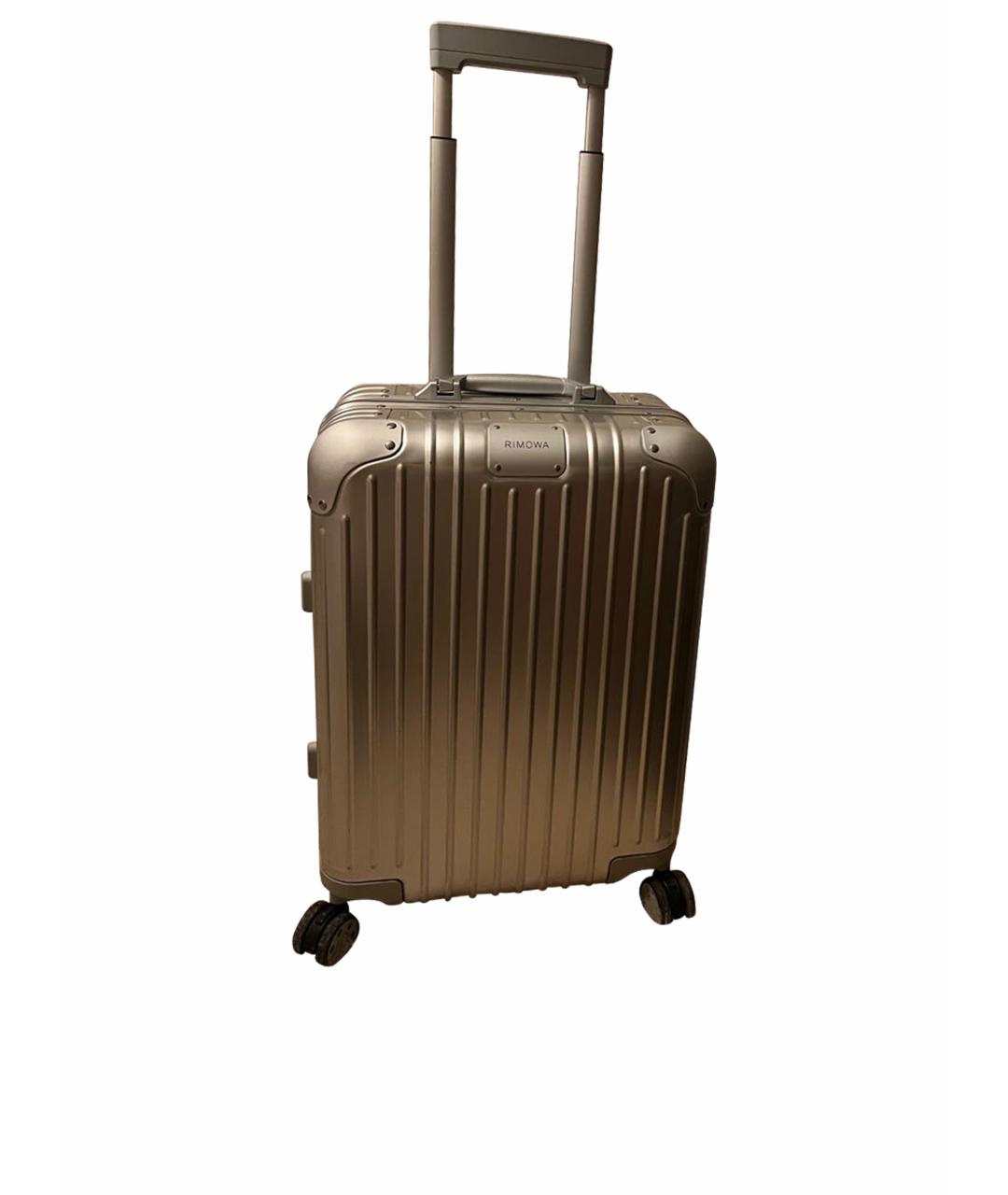 Rimowa Серебрянный чемодан, фото 1