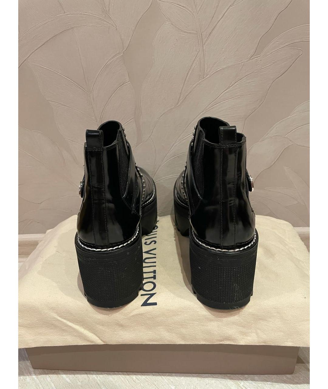 LOUIS VUITTON PRE-OWNED Черные ботинки из лакированной кожи, фото 3