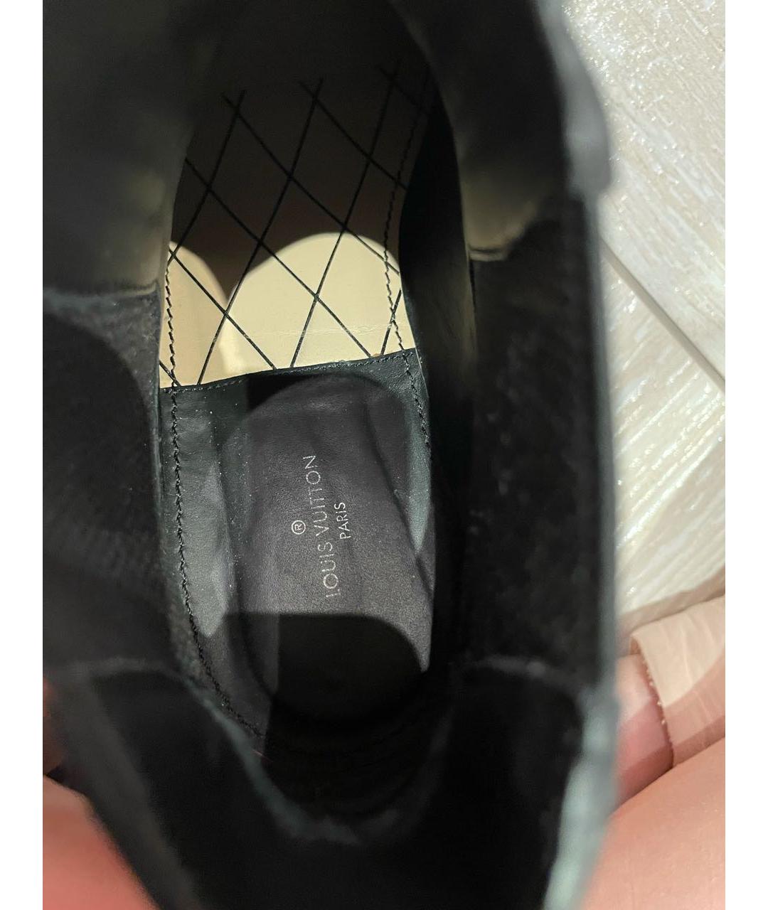 LOUIS VUITTON PRE-OWNED Черные ботинки из лакированной кожи, фото 6