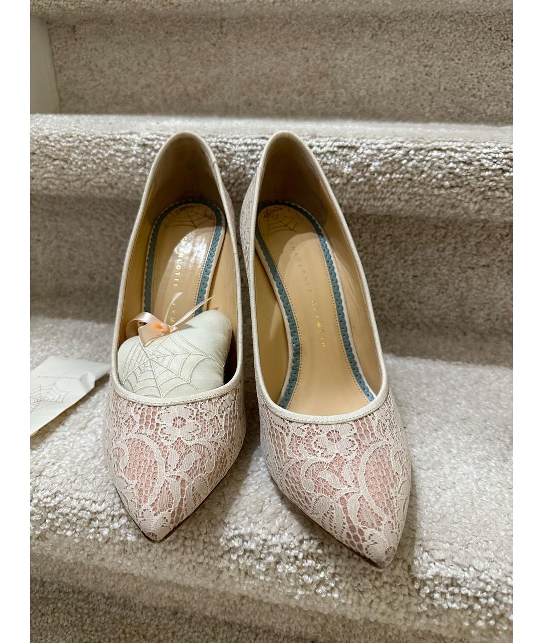 CHARLOTTE OLYMPIA Бежевые текстильные туфли, фото 2