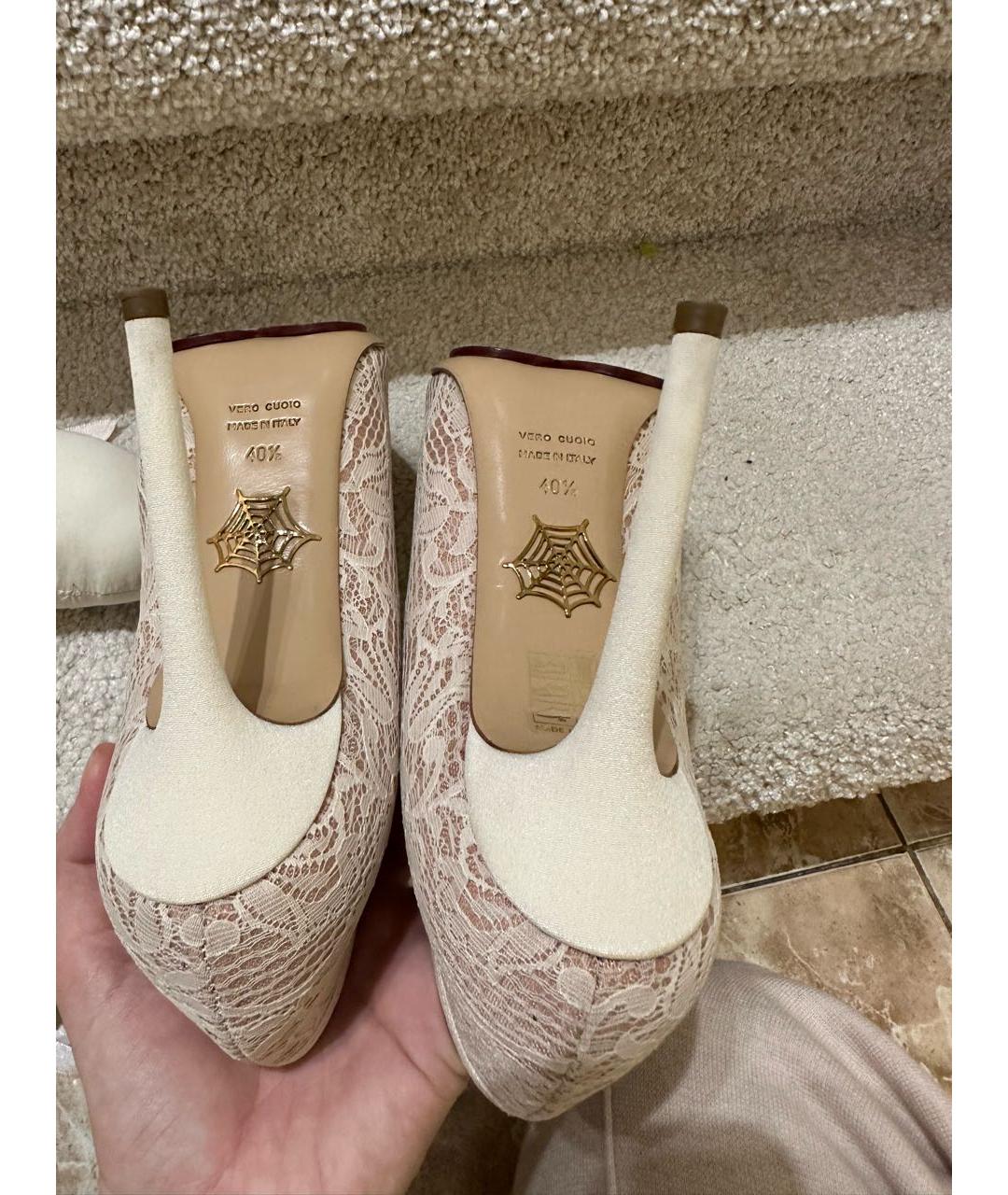 CHARLOTTE OLYMPIA Бежевые текстильные туфли, фото 5