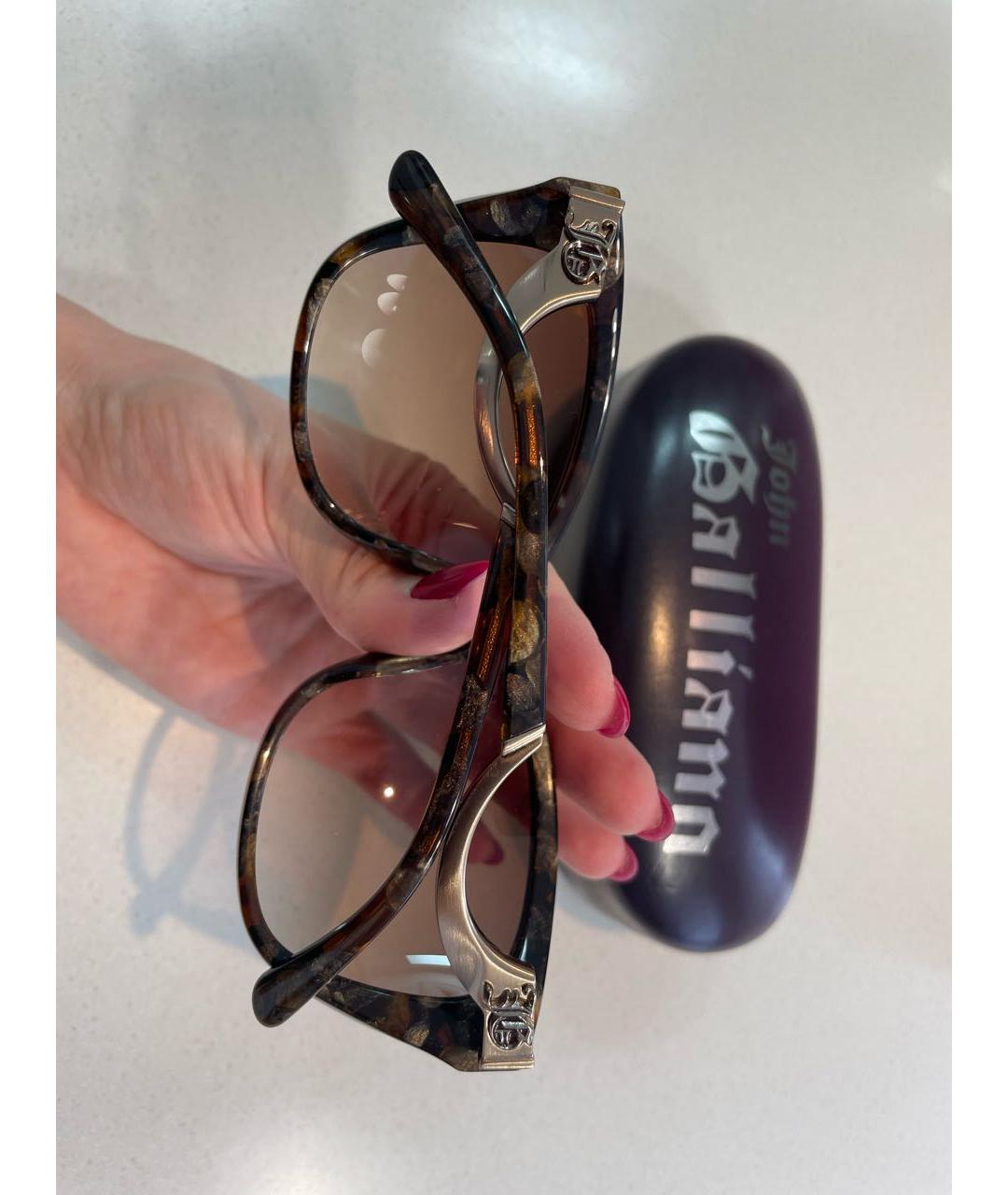 JOHN GALLIANO Коричневые пластиковые солнцезащитные очки, фото 4