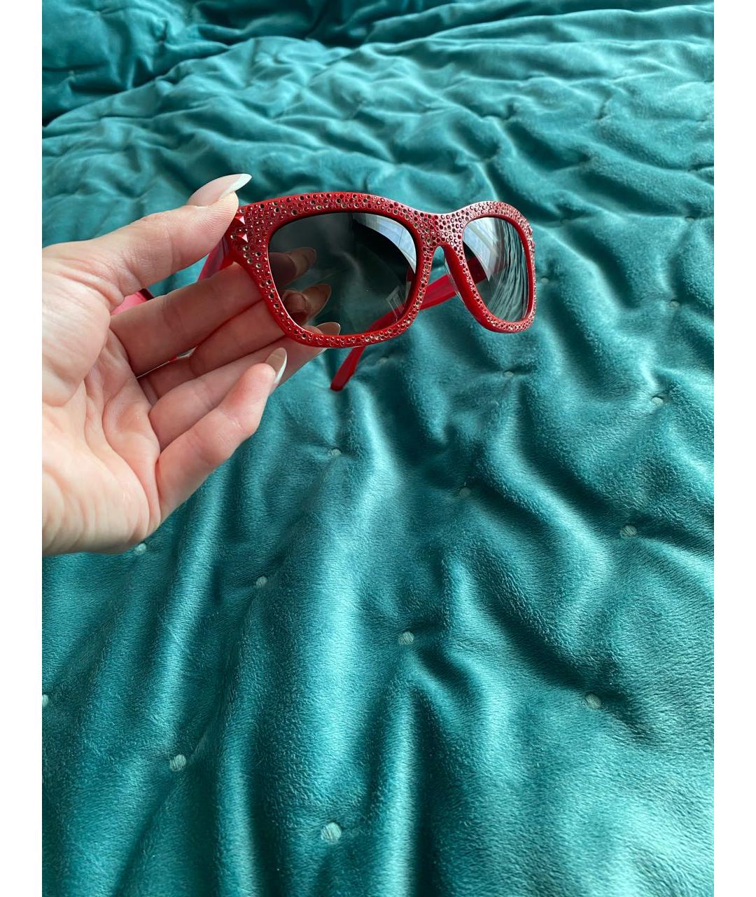 VALENTINO Красные пластиковые солнцезащитные очки, фото 7