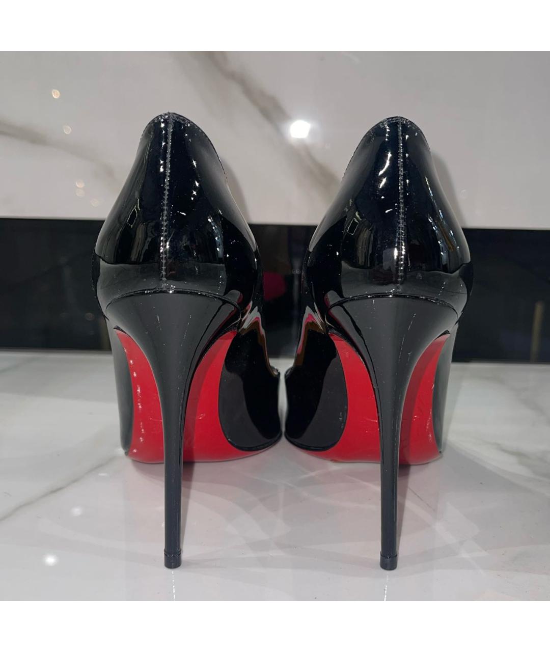 Легендарные вещи: всё, что вы ещё не знаете о туфлях Christian Louboutin