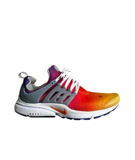 

Низкие кроссовки / кеды NIKE