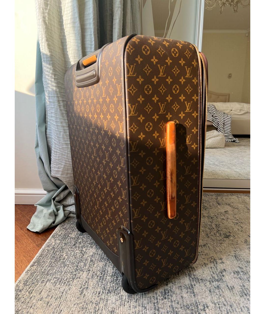 LOUIS VUITTON Коричневый кожаный чемодан, фото 2